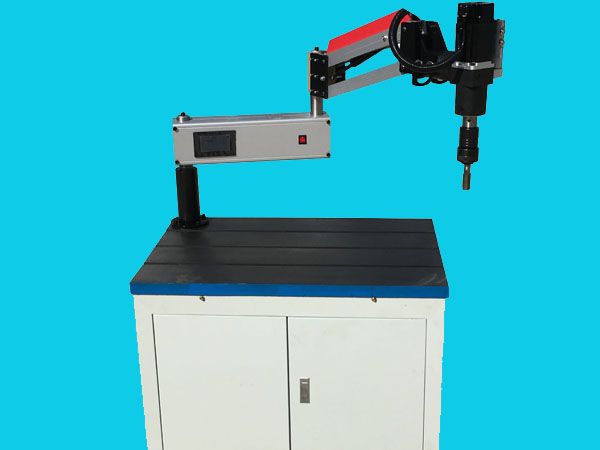 <b>萬向攻絲機M12-M33</b>